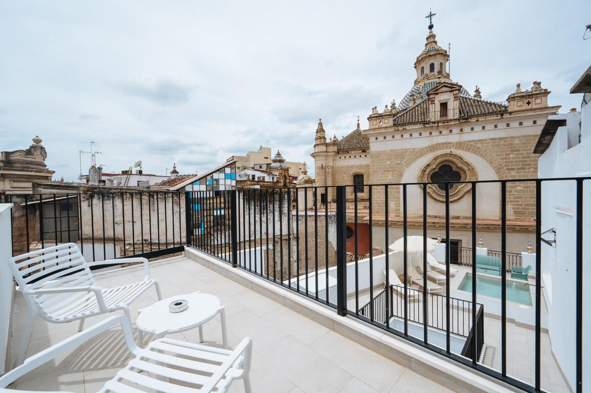 Ninesuites Cathedral Севилья Экстерьер фото